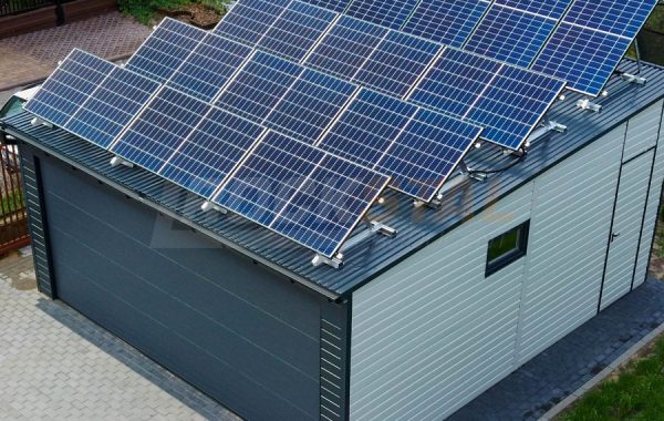Garaż blaszany pod instalację fotowoltaiczną